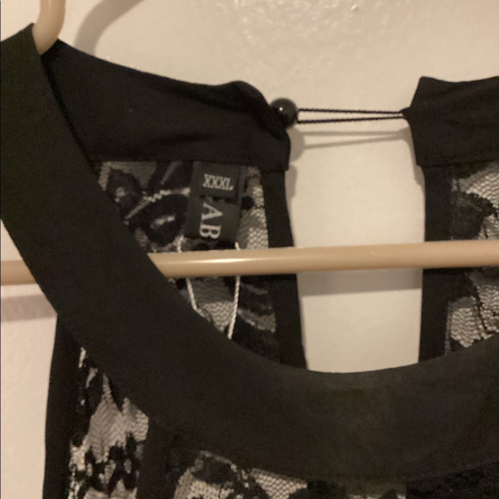 Dress - Picture 4 of 7
